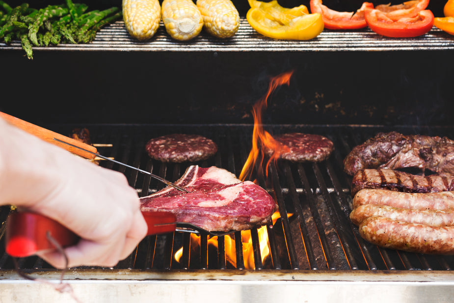 How to clean outdoor kitchen grill